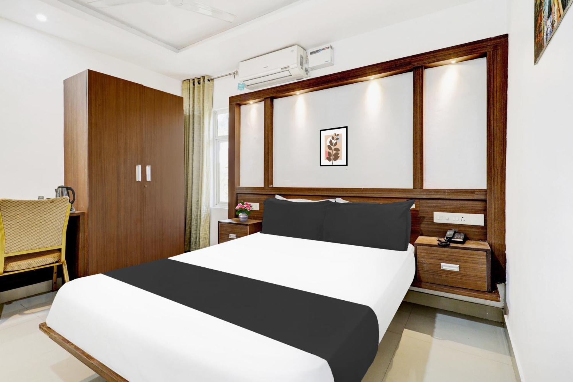 Super Hotel O Kazhakoottam Near Al Saj Convention Centre Kazhakuttam Exterior photo